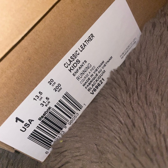 Black Reebok Classics - Picture 4 of 4